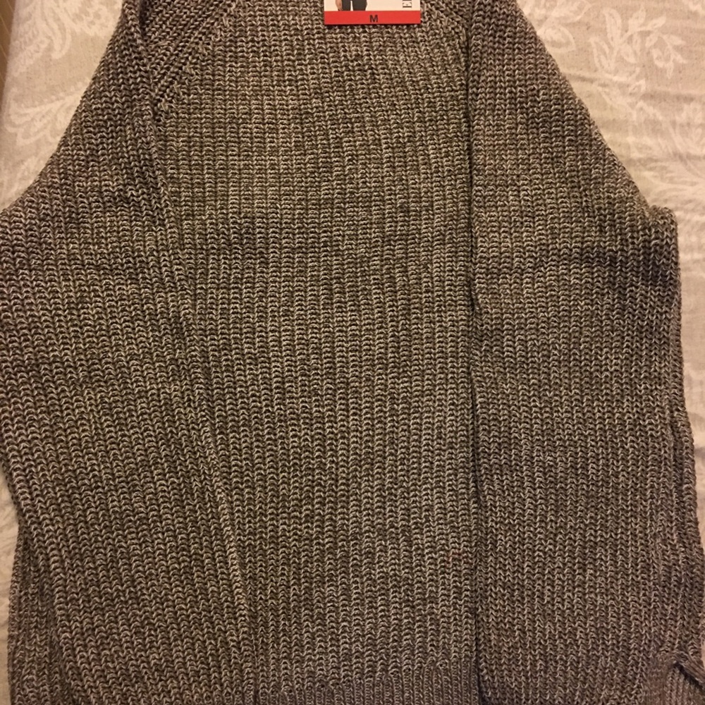 Brand New 
Ellen Tracy Ladies' Roll Neck Sweater - Picture 4 of 5